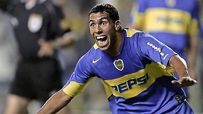 Ποδαρικό με το… αριστερό ο Τέβες στην Κορίνθιανς