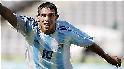 Διαψεύδει ο μάνατζερ του Τέβεζ για Μάντσεστερ