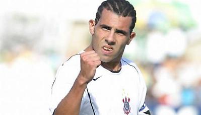 «Κοντά σε αγγλική ομάδα ο Τέβες»