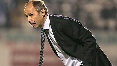 ΟΦΗ: Δεν καταλαβαίνει τίποτα ο Μάουρερ!