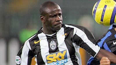 Επίθεση στην κυβέρνηση από τους Γάλλους διεθνείς