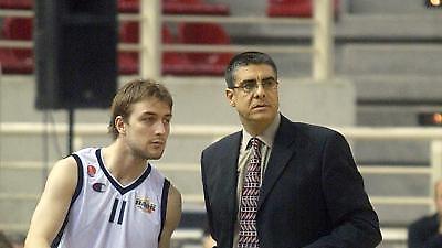 Επιστροφή στα πάτρια εδάφη για Τόμας