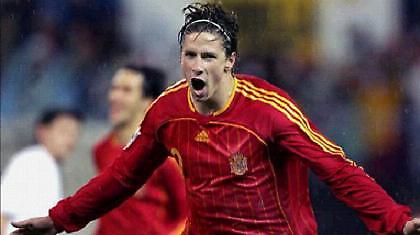 Κάραγκερ: «Παγκοσμίου βεληνεκούς ο Τόρες»