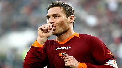 Με Τότι στο ντέρμπι