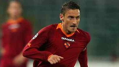 Δεν ακούει τους γιατρούς ο Τότι