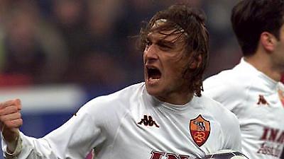 Κλωτσάει ο Τότι