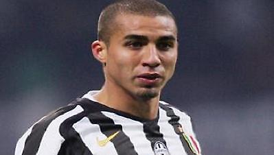 Έξω ο Τρεζεγκέ, μέσα ο Χούντελαρ;