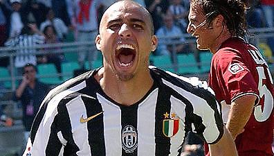 Tρεζεγκέ: «Τα 7 χρόνια είναι πολλά»