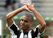 Επιστρέφει ο Τρεζεγκέ