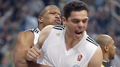 Κοντά στους παίκτες η διοίκηση