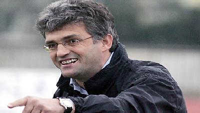 ΙΩΝΙΚΟΣ: Προβληματισμός για τη δυστοκία