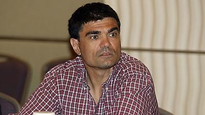 Στήριξη σε Μαλεζάνι