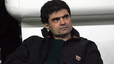 «Μας βάζουν εμπόδια!»