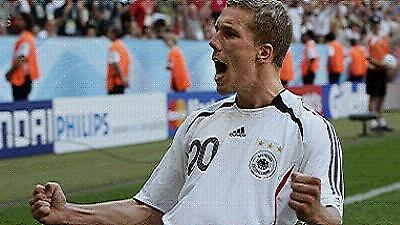 Επέστρεψε στις προπονήσεις ο Ποντόλσκι