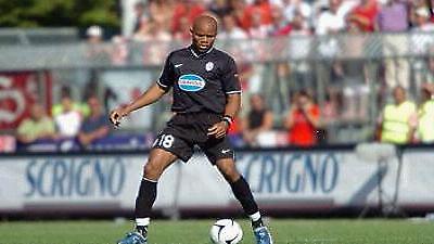 Μένει στην Γιουβέντους ο Μπουμσόνγκ