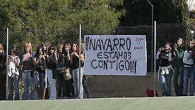 «Ναβάρο, είμαστε μαζί σου»