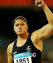 Η Βίλι χρυσή στη  σφαιροβολία