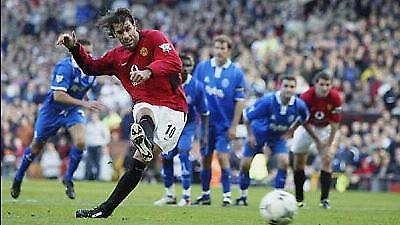 Θέλει Φαν Νίστελροϊ η Νιούκαστλ