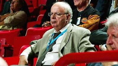 Άστραψε και βρόντηξε…