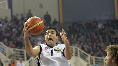 Και επίσημα Ανδαλουσιάνος ο Βασιλειάδης