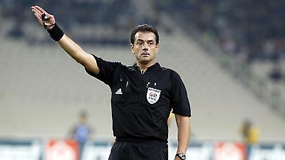 «Σφυρίζει» το Αϊντχόφεν-Λιόν ο Βασσάρας