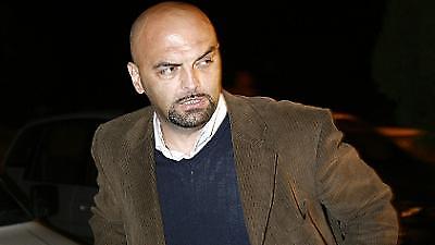 Έρχεται ο αμυντικός