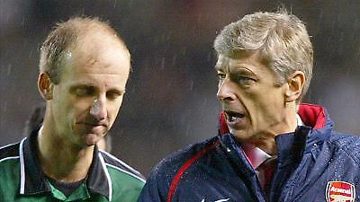 «Να τα βρουν Βενγκέρ-Μουρίνιο»