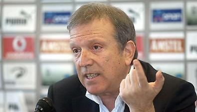 Κάποιος να αναλάβει…