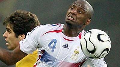 Βιεϊρά: «Δύσκολη περίοδος για τον Βενγκέρ»