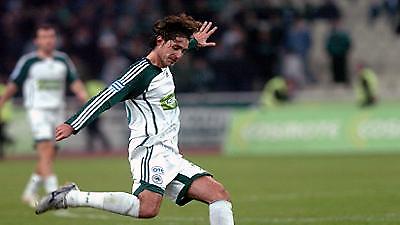 Ετοιμάζει αλλαγές και Βίκτορ