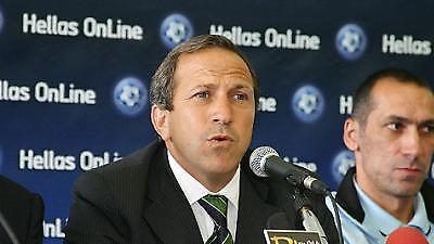 Μουνιόθ: «Θα μου άρεσε να μείνω»