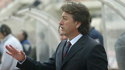 Βλάχος: «Προβάδισμα για νίκη η ΑΕΚ»