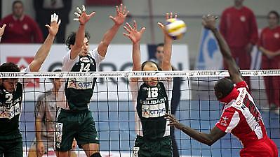 Σε απολογία οι «αιώνιοι»