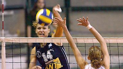 Μπαίνουν στη μάχη οι γυναίκες