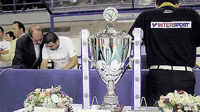 Οι «μικροί» με τα... «ρόπαλα»