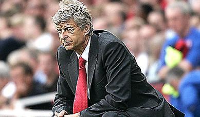 Δεν φεύγει ο Βενγκέρ