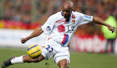 Ένα βήμα πριν τους «8» η Λιόν