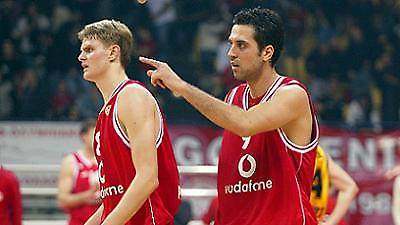 Ο Χατζής πήρε το όπλο του...