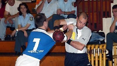 Κληρώνει για έξι