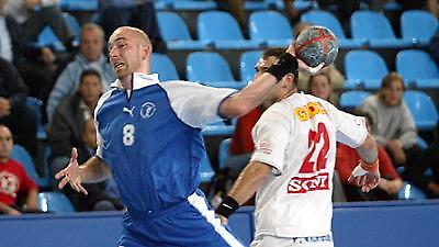 Νίκη με δυσκολίες για τον Πανελλήνιο