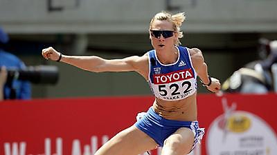 Πρόκριση για Χατζή