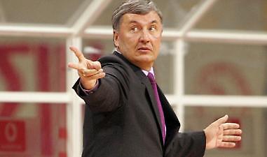 Κάλεσμα Καζλάουσκας και Έντνι στον κόσμο