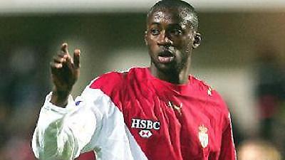 Την Κυριακή στην Βαρκελώνη για να υπογράψει ο Τουρέ!