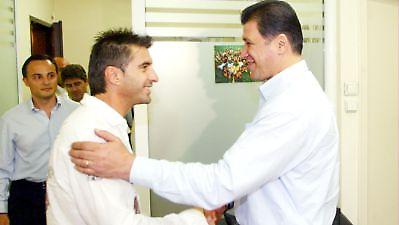 Τέσσερα εκατομμύρια για αρχή!