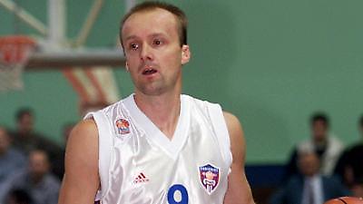 Α1: Ανέλαβε ο Ζντόβτς