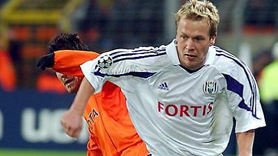 Jupiler League: Επικίνδυνη έξοδος για τη Σταντάρ