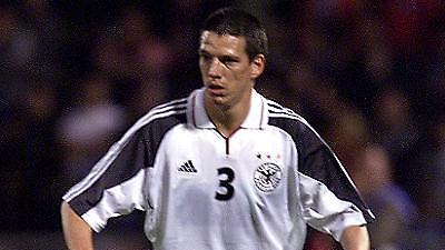 Κρέμασε τα παπούτσια της η ''κατσίκα''