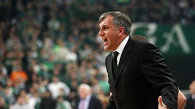 Ομπράντοβιτς: «Να μείνουμε συγκεντρωμένοι»