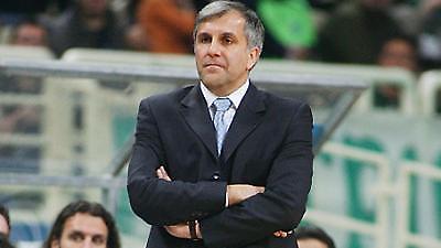 Ομπράντοβιτς: «Αξίζουν συγχαρητήρια σε όλους»