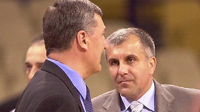 Ένταση μεταξύ Ομπράντοβιτς-Καζλάουσκας